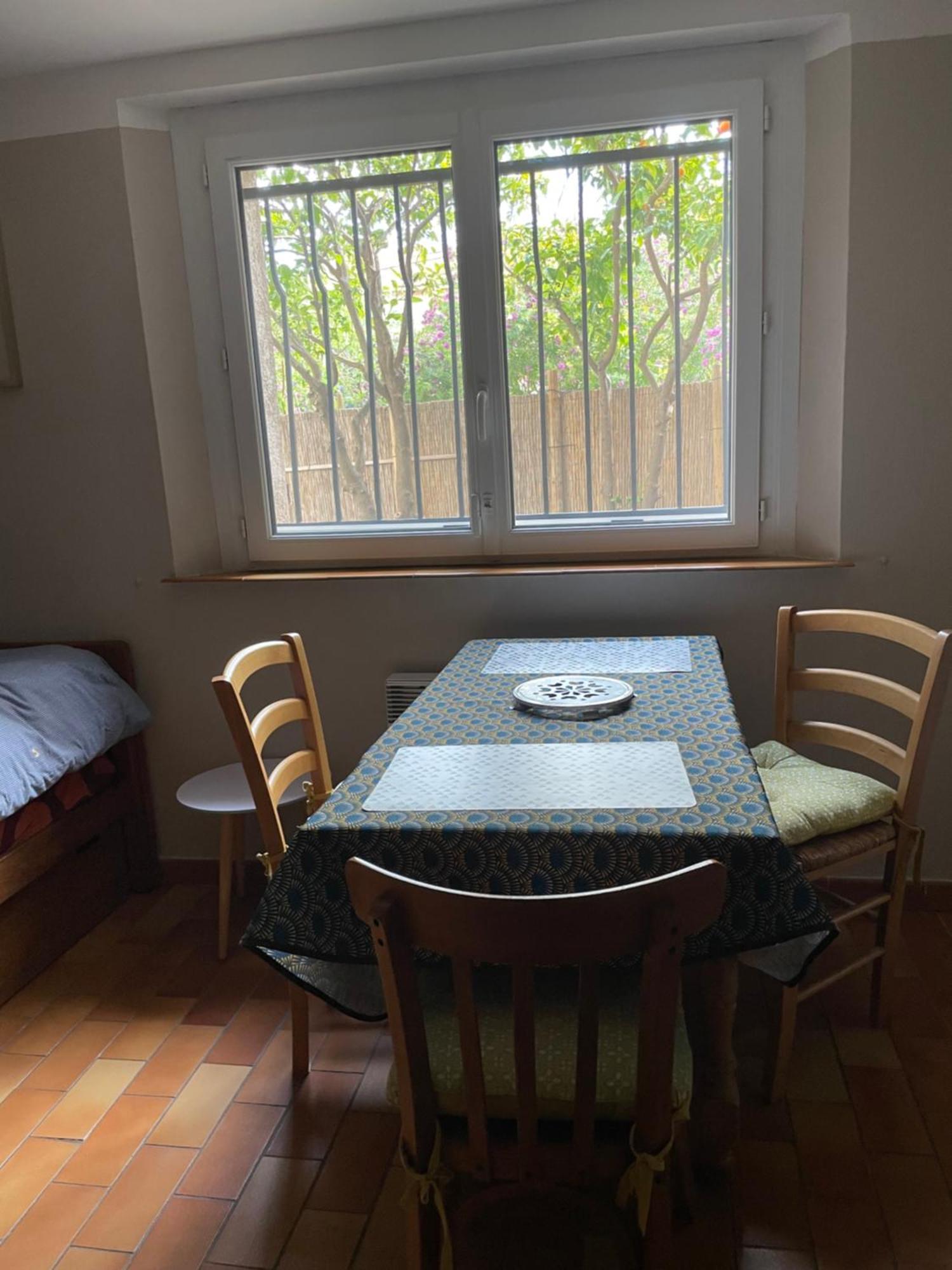 2 Appartements Calmes Fréjus Eksteriør billede